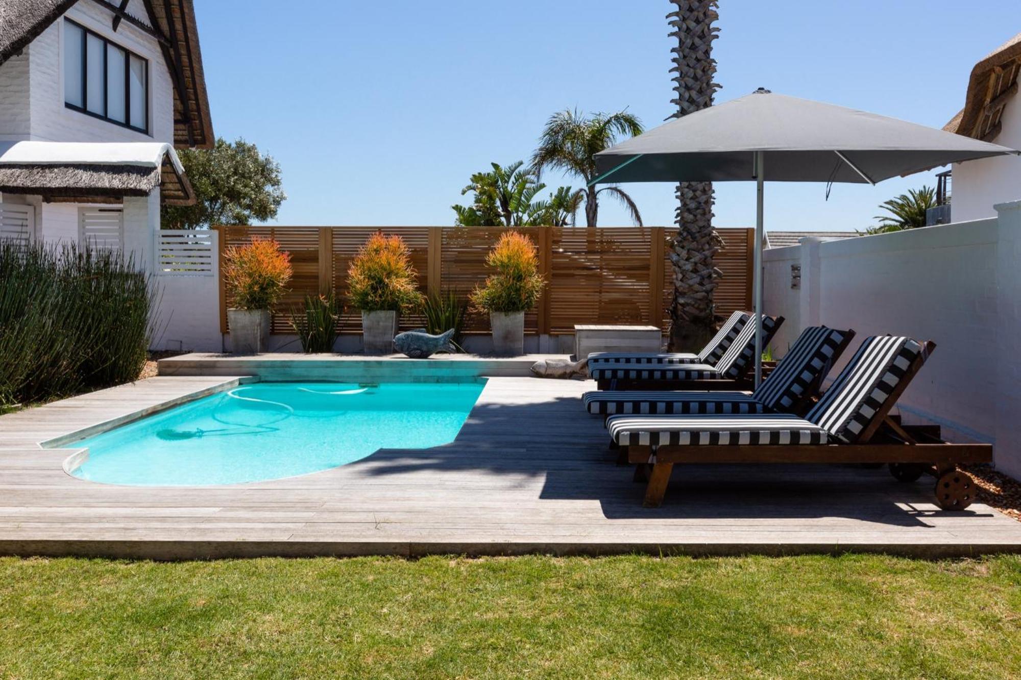 Canal Guest House - Waterfront Boutique Bed & Breakfast - Solar Power St Francis Bay Eksteriør bilde